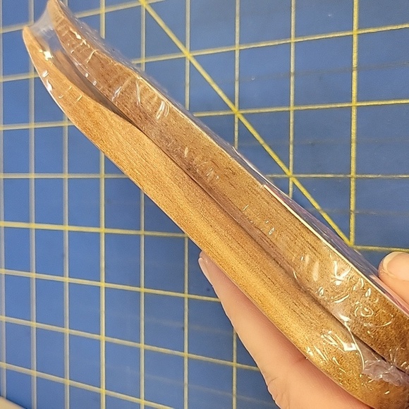 Alaska Bear Claw Pasta & Salad Server‎ 5.79 x 3.58 x 0.98 inches - Picture 2 of 3